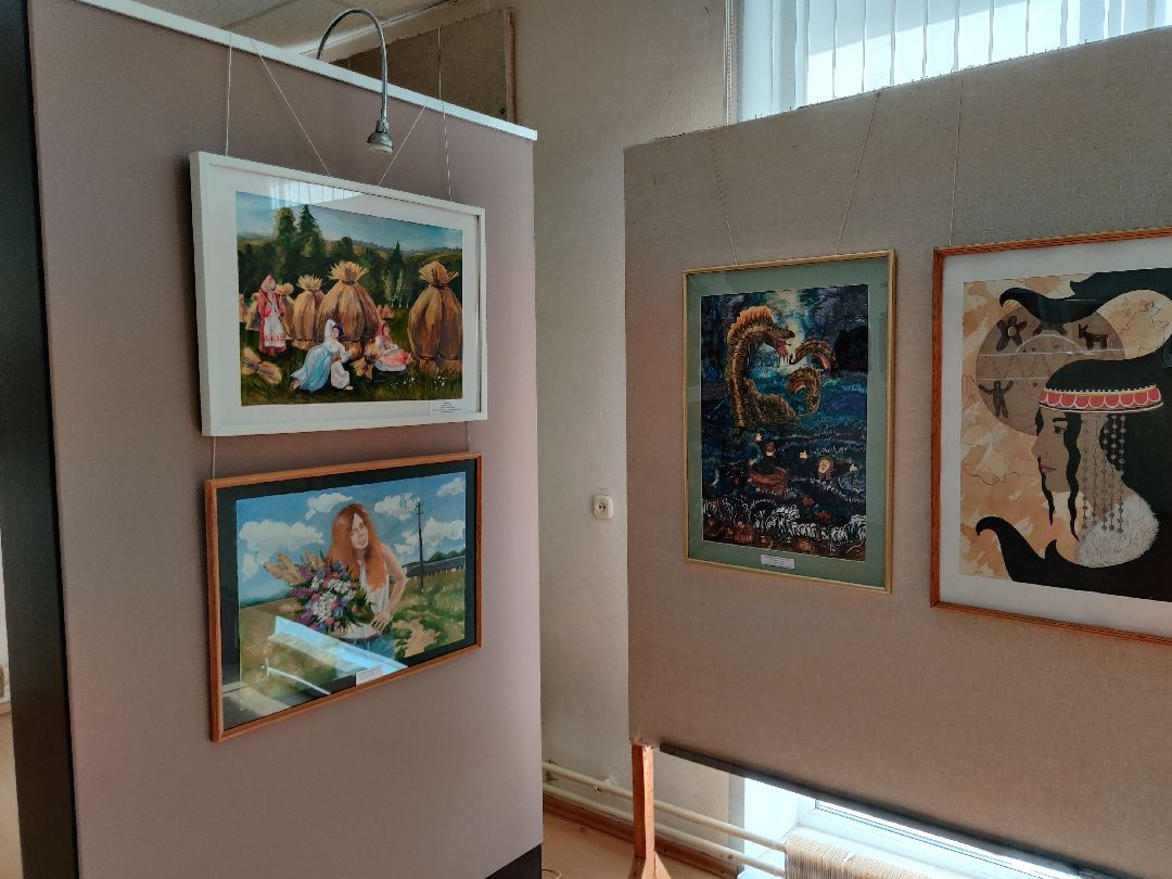 Красноармейск, дипломные рисунки, выставка, картинная галерея, детская школа искусств