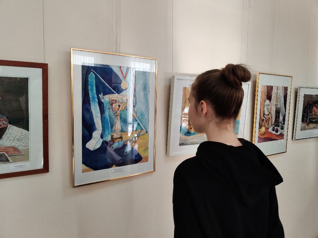 Красноармейск, дипломные рисунки, выставка, картинная галерея, детская школа искусств