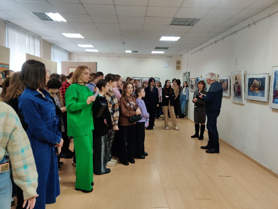 Красноармейск, дипломные рисунки, выставка, картинная галерея, детская школа искусств