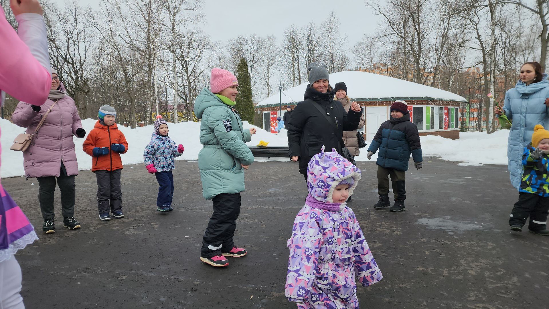 ступино, парки подмосковья, 8 марта,