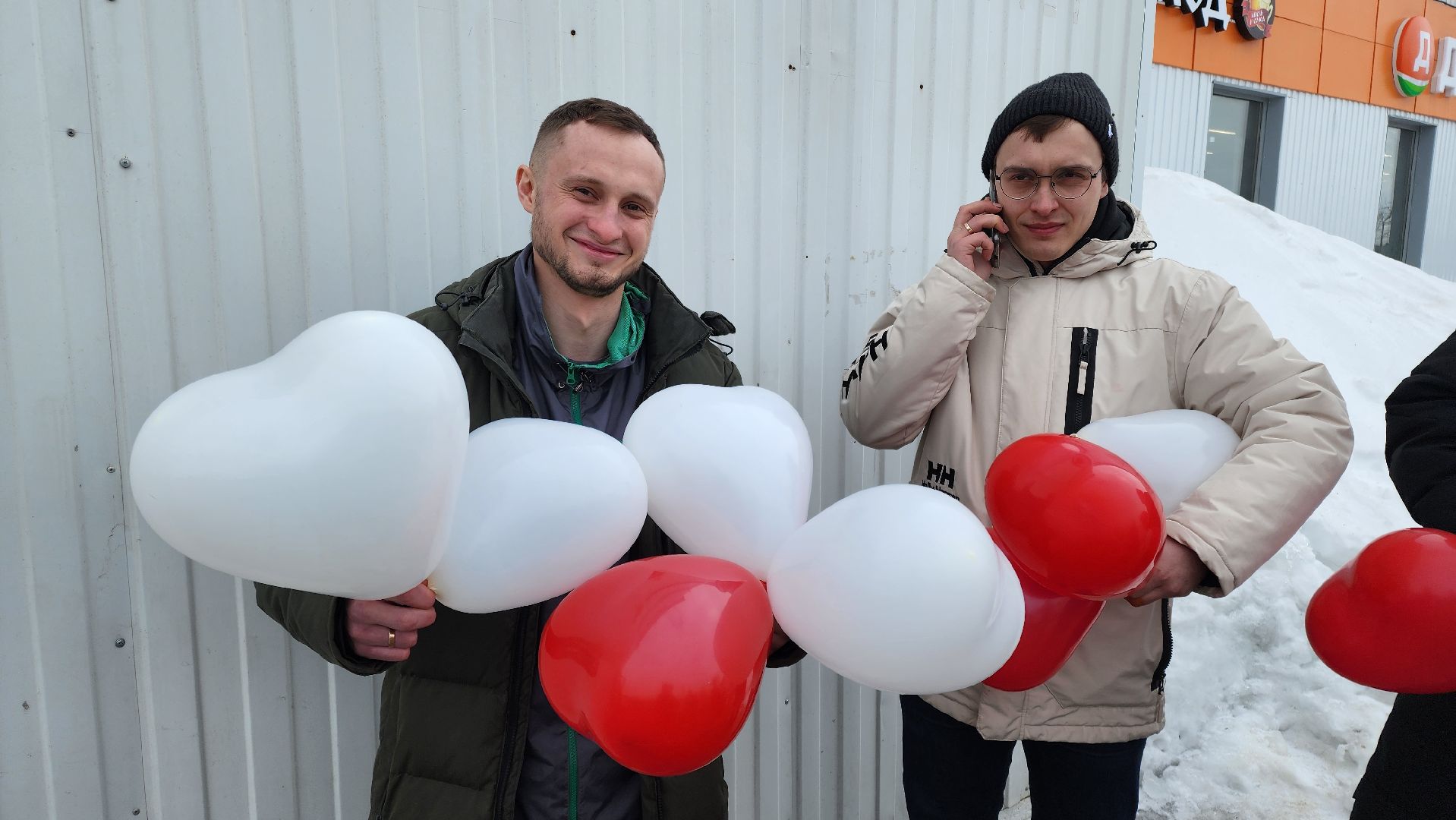 кашира, 8 марта, предложение руки и сердца, сюрприз, молодая семья, свадьба,