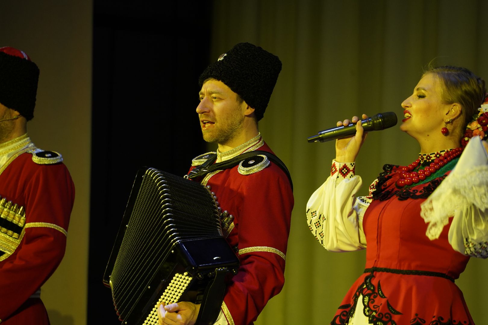 8 марта, международный женский день, Большая Шатура, СКЦ Рошаль, праздник, женщины Шатуры,