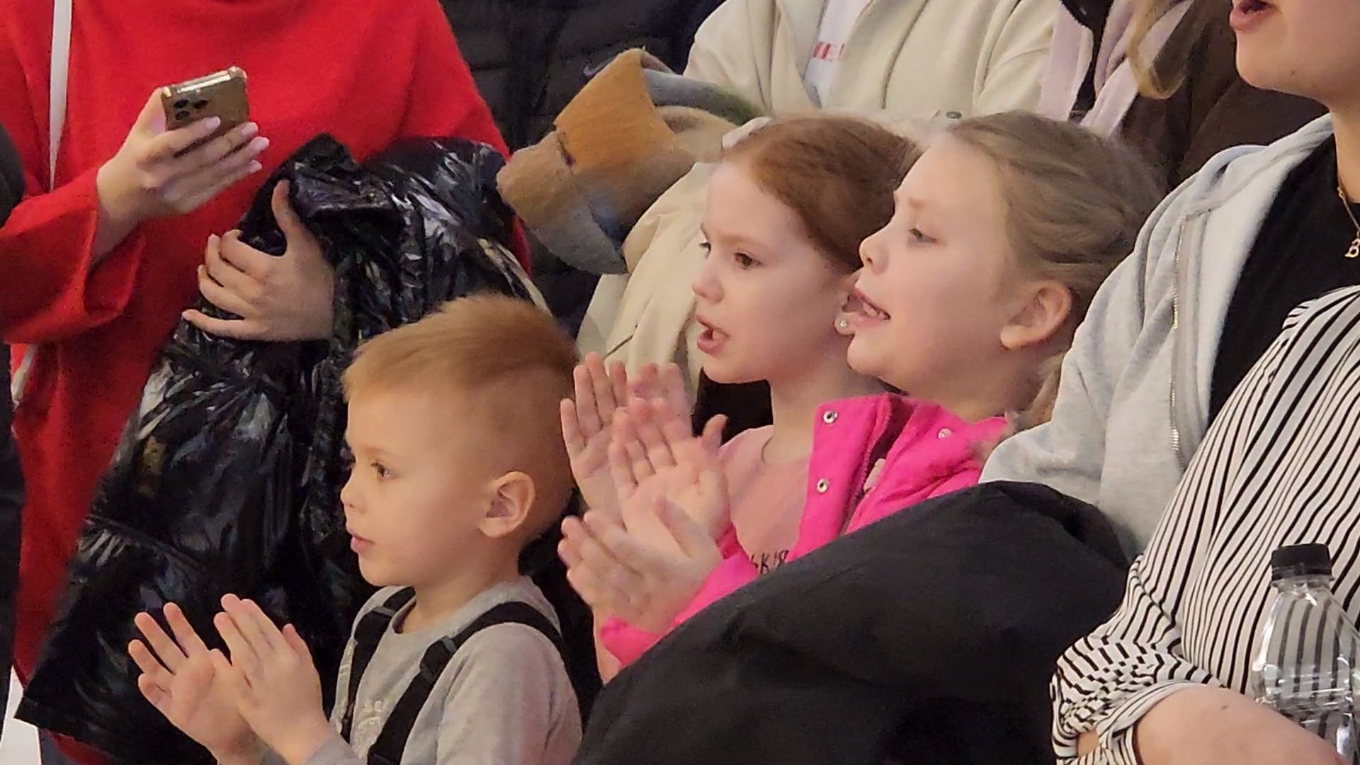 Торговый центр, 8 марта, Праздник, Караоке, Дубна,