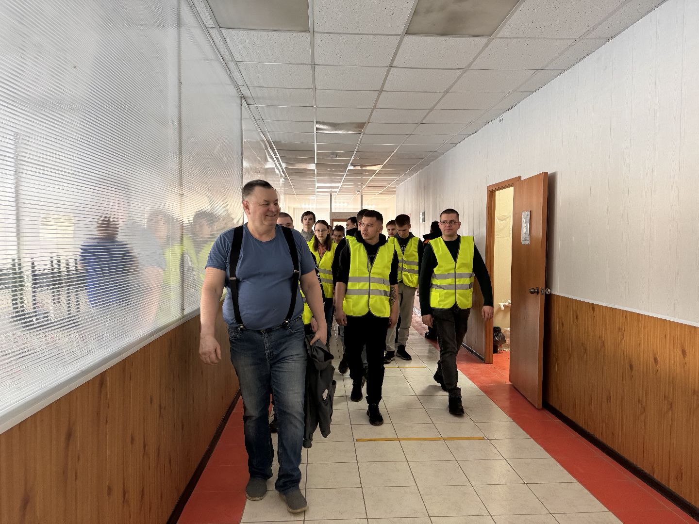 шаховская, завод, экскурсия, студенты,