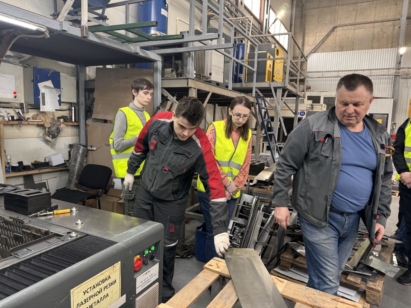 шаховская, завод, экскурсия, студенты,