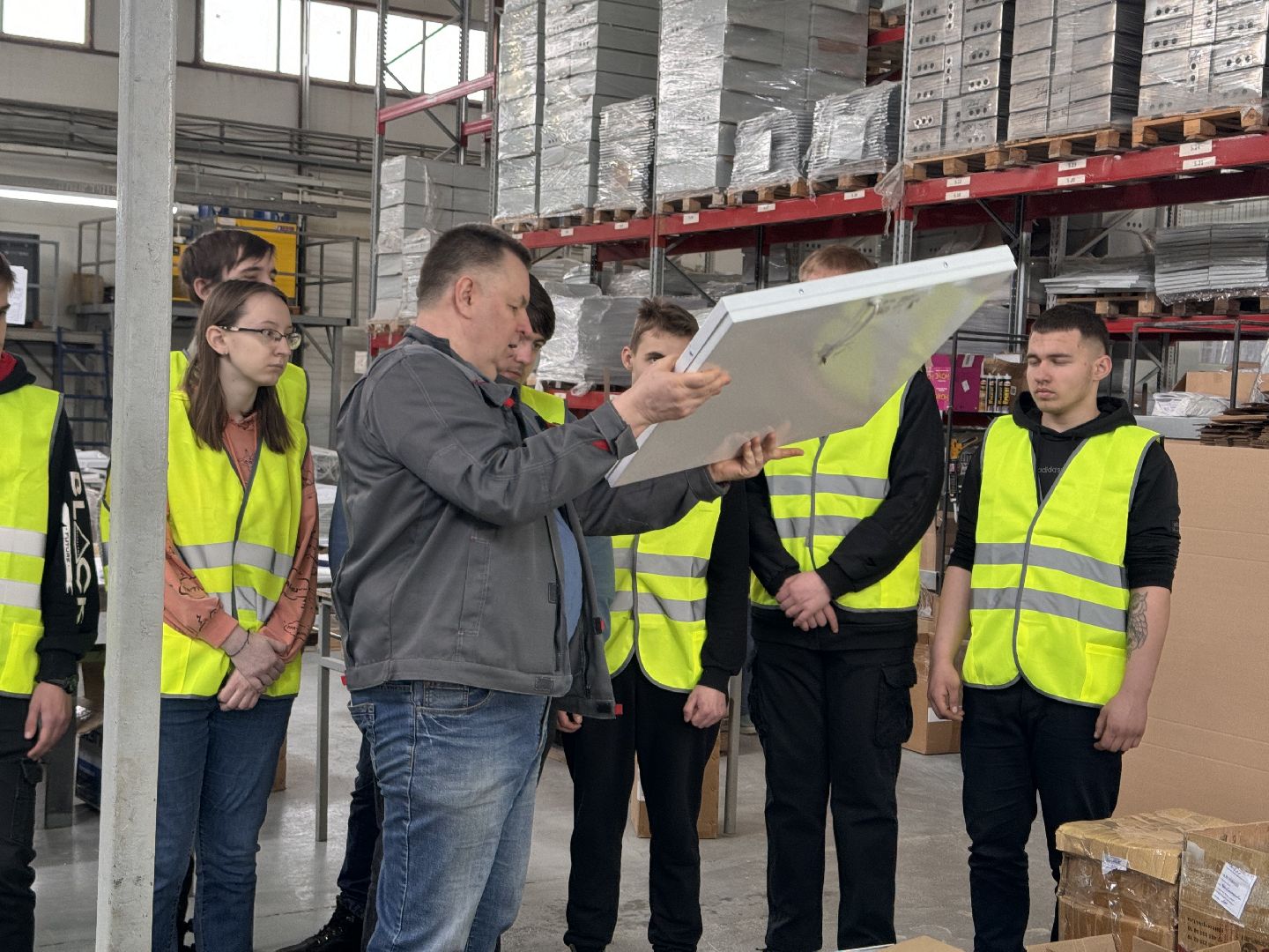 шаховская, завод, экскурсия, студенты,