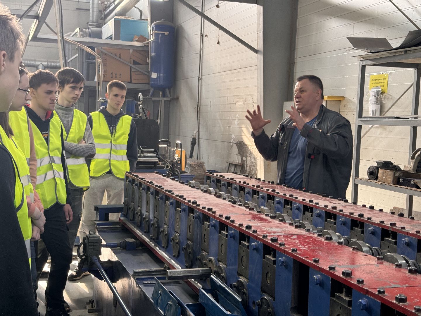 шаховская, завод, экскурсия, студенты,