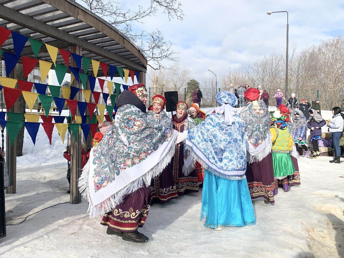 Балашиха, Подмосковье, масленица, сжигание чучела Масленицы,