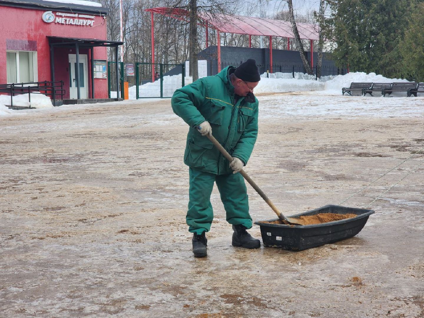 солнечногорск, уборка, снег и наледь, городской парк, расчистка снега,
