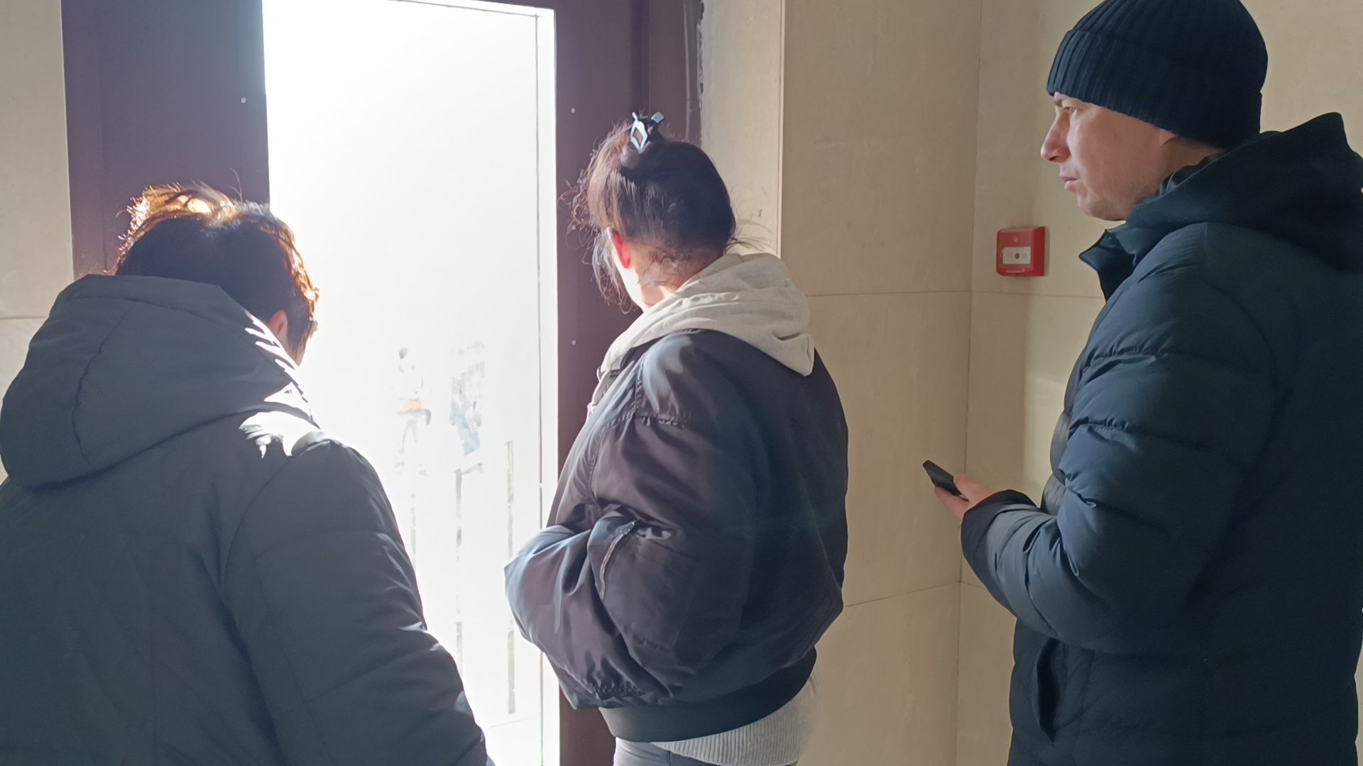 лобня, детская площадка, уборка льда,