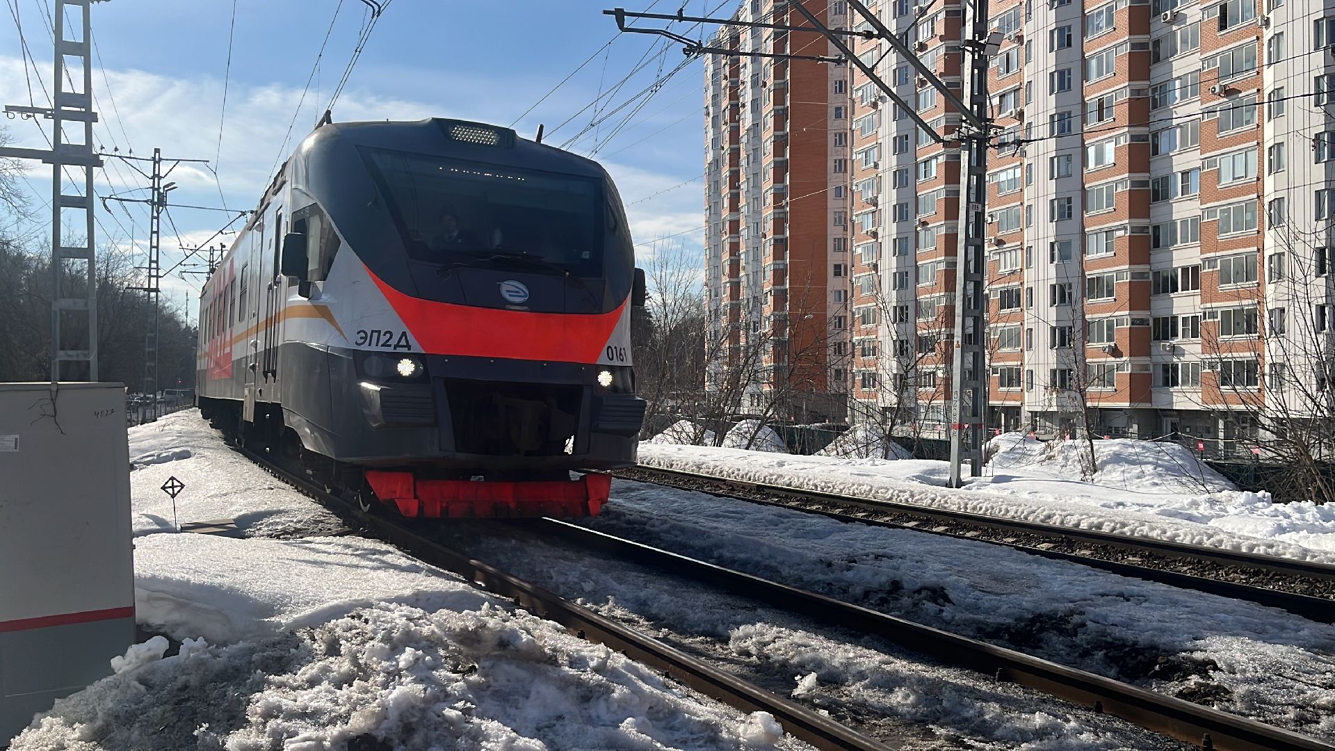 пешеходный переход, пешеходы, переход через пути,