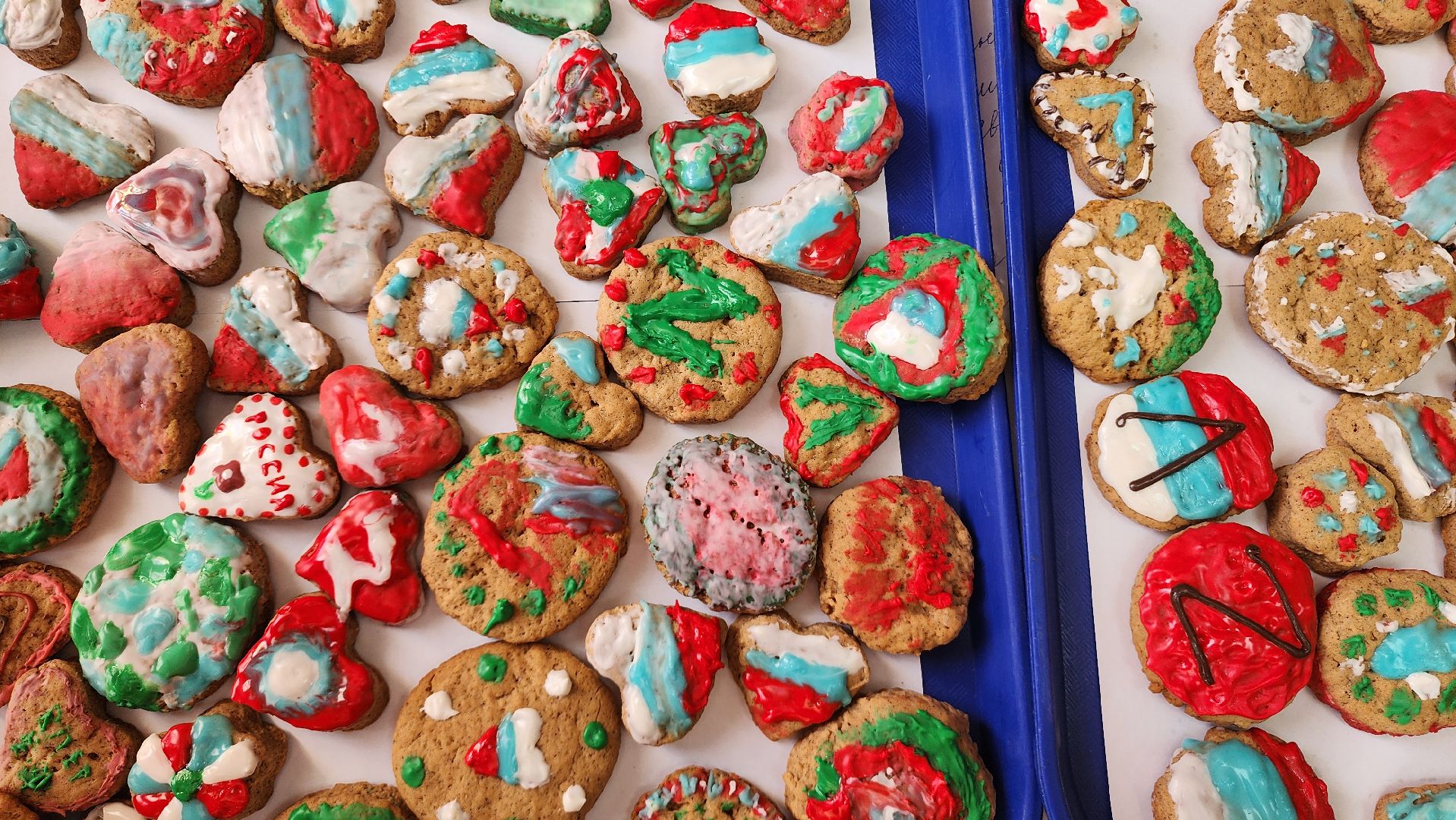 неделя добрых дел, Домодедово, СОШ 7, Подмосковье, письма солдату, СВО, Пряники, Триколор, Российский флаг, маскировочные сети,