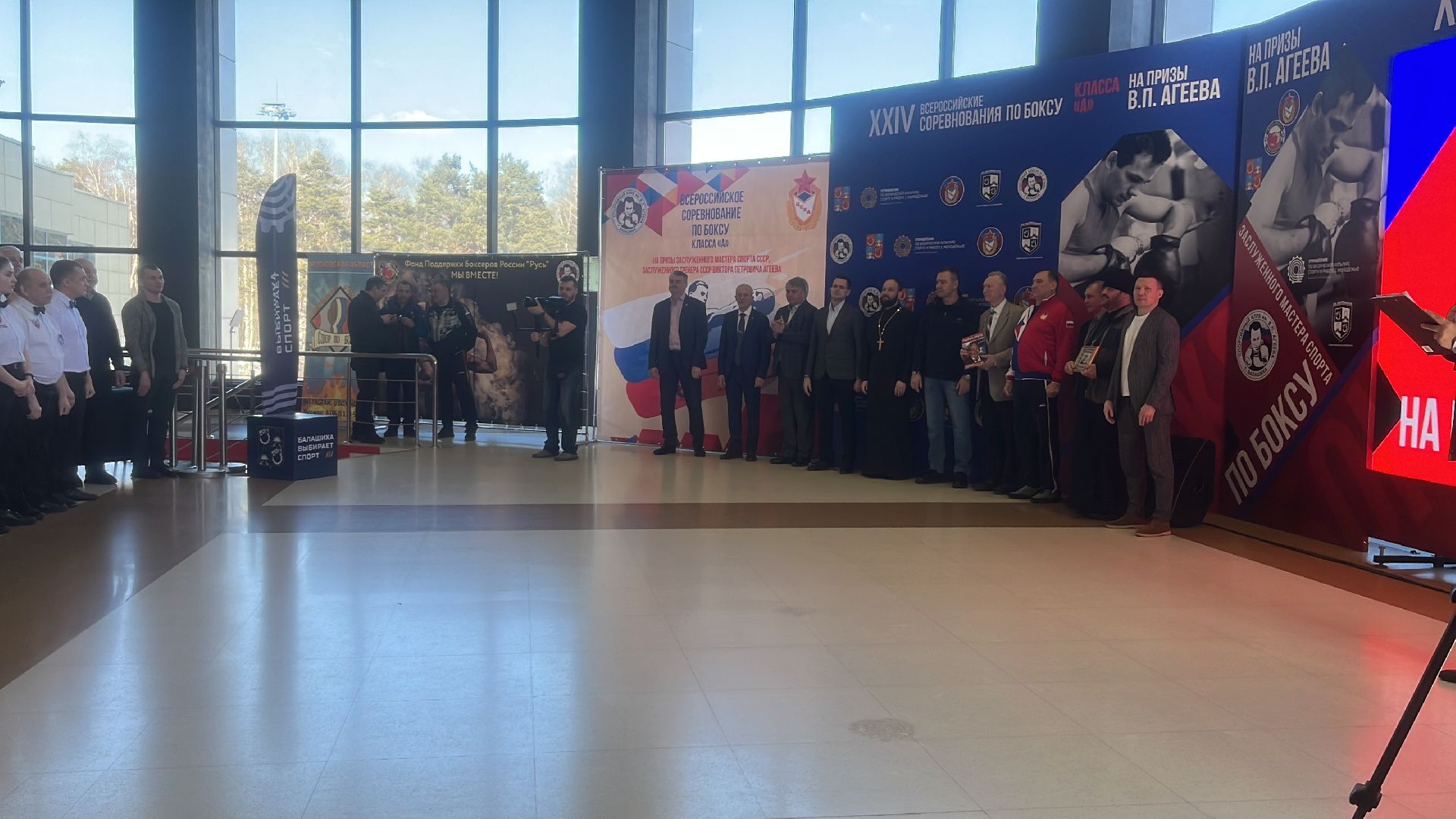 соревнования, соревнования по боксу, боксеры,