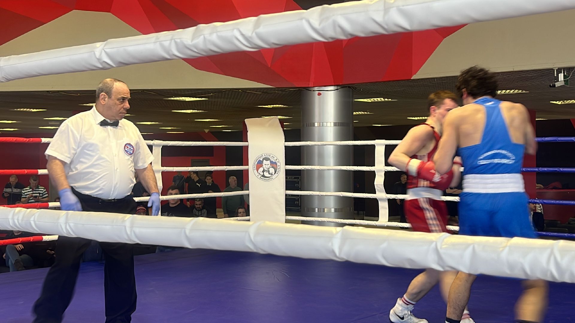 соревнования, соревнования по боксу, боксеры,