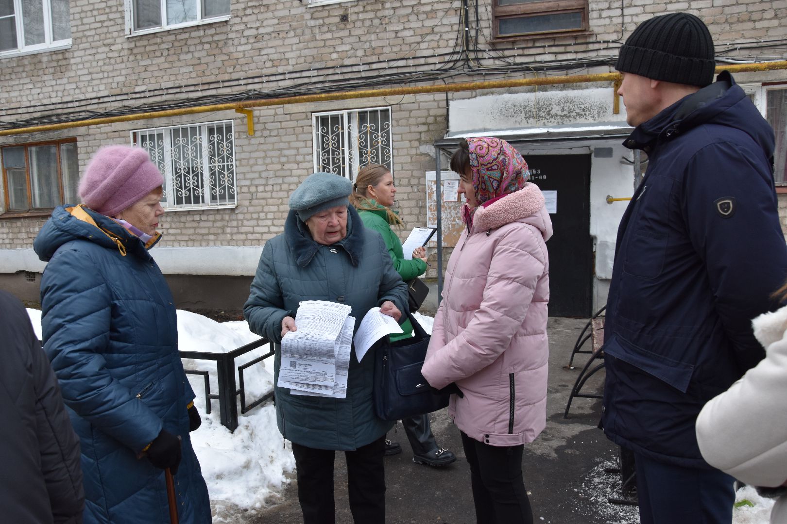 Рошаль, встреча во дворе, встреча с жителями, Большая Шатура, диалог с властью,