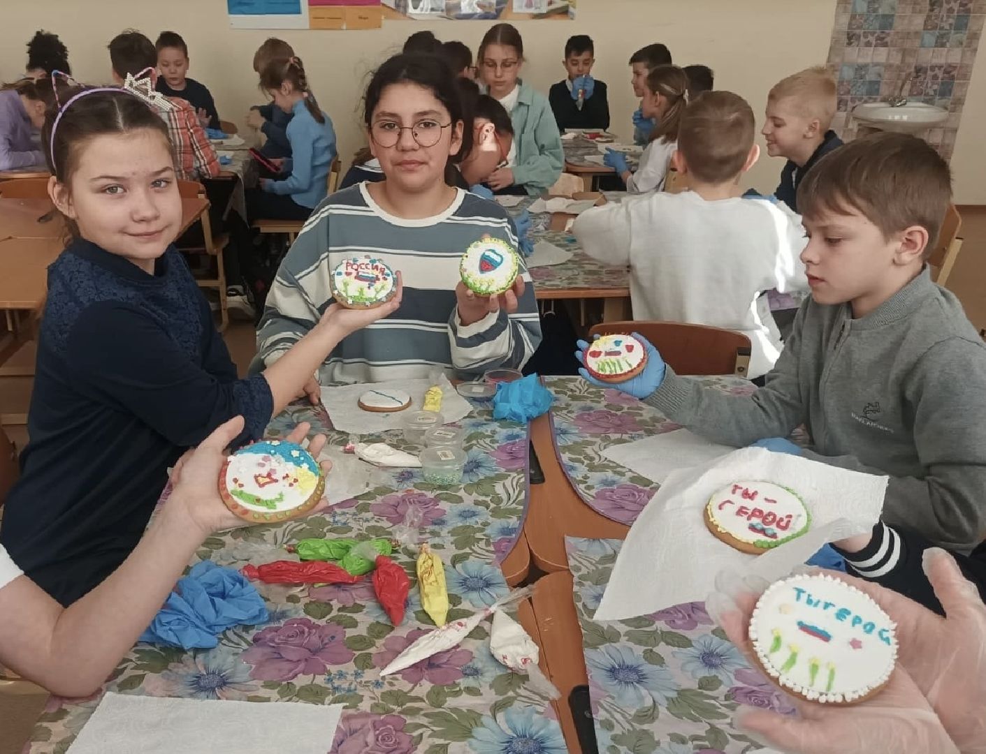 наро-фоминск, наро-фоминский городской округ ., масленица, неделя добрых дел, пряники для бойцов, благотворительная акция,