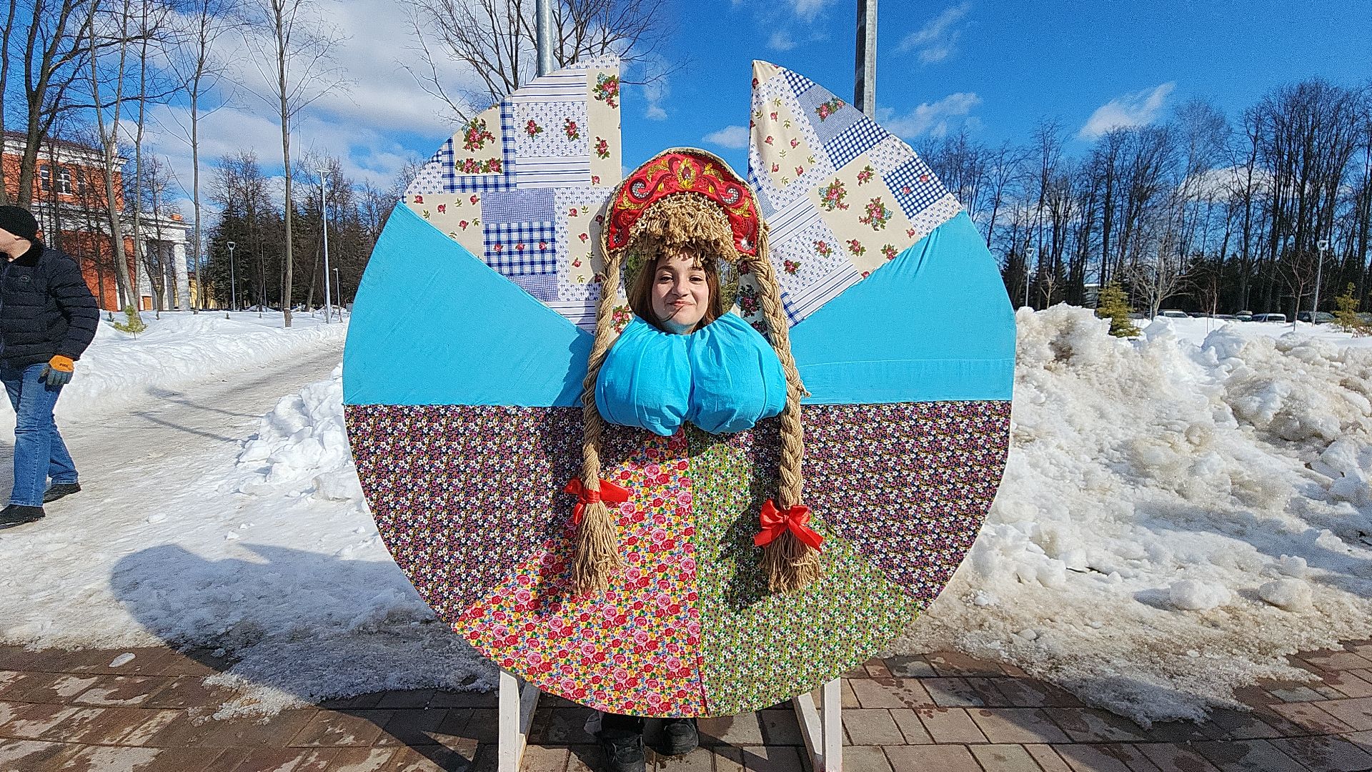 электросталь, мой город, жители города, праздник, масленица, молодежь, молодежь электростали, парк Восточный, культура и туризм в подмосковье, культура молодежь,