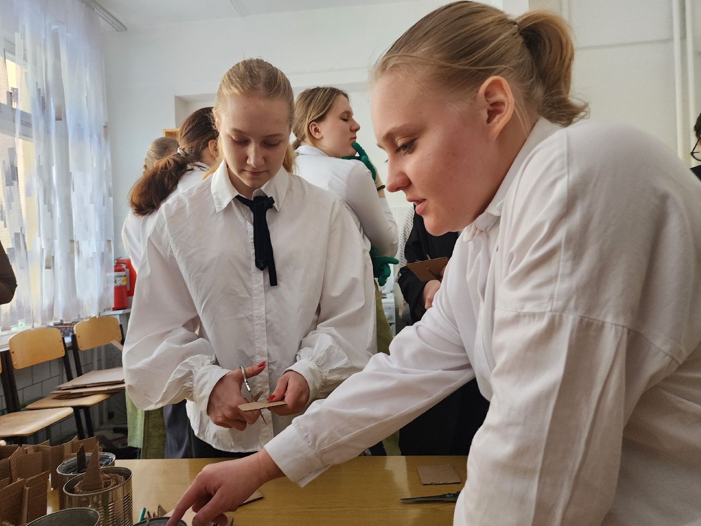 серпухов, подмосковье, неделя добрых дел, окопные свечи, школа 19, специальная военная операция, сво,