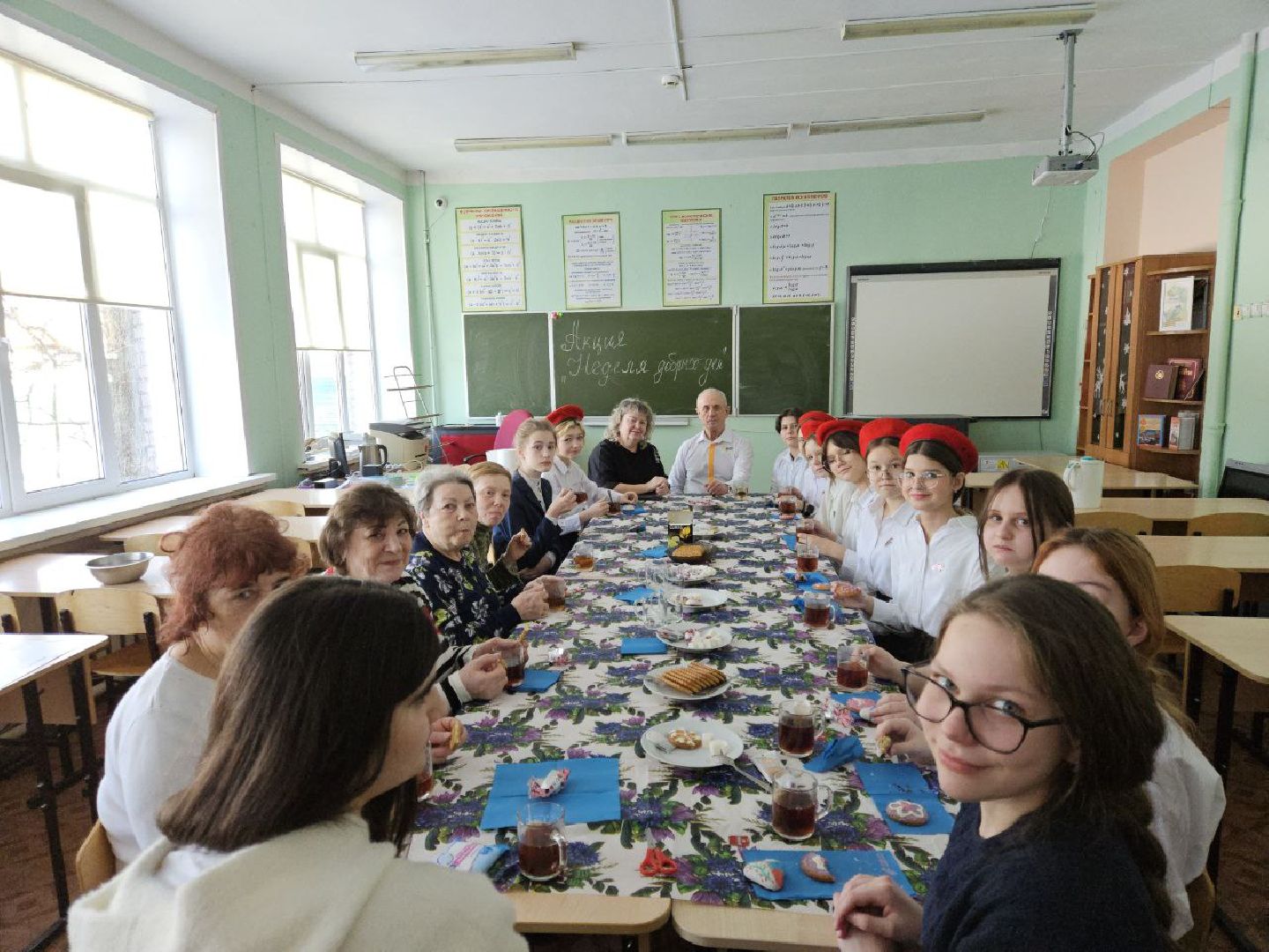 неделя добрых дел, пряники, глазурь, сети,