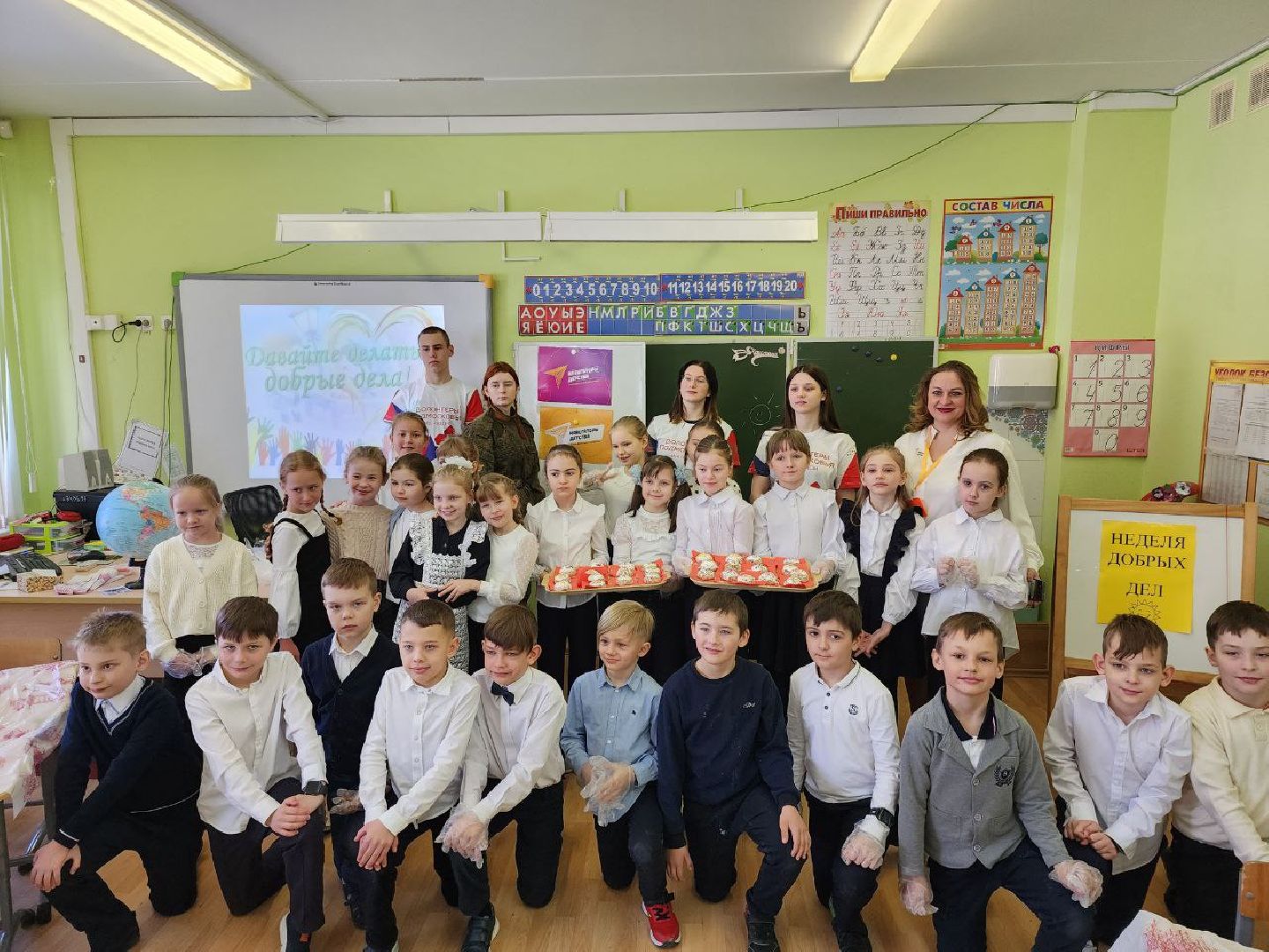 можайск, можайский городской округ, подмосковье, неделя добрых дел, спецоперация, военнослужащие, школьники, письмо солдату, маскировочные сети, пряники, добрые дела,