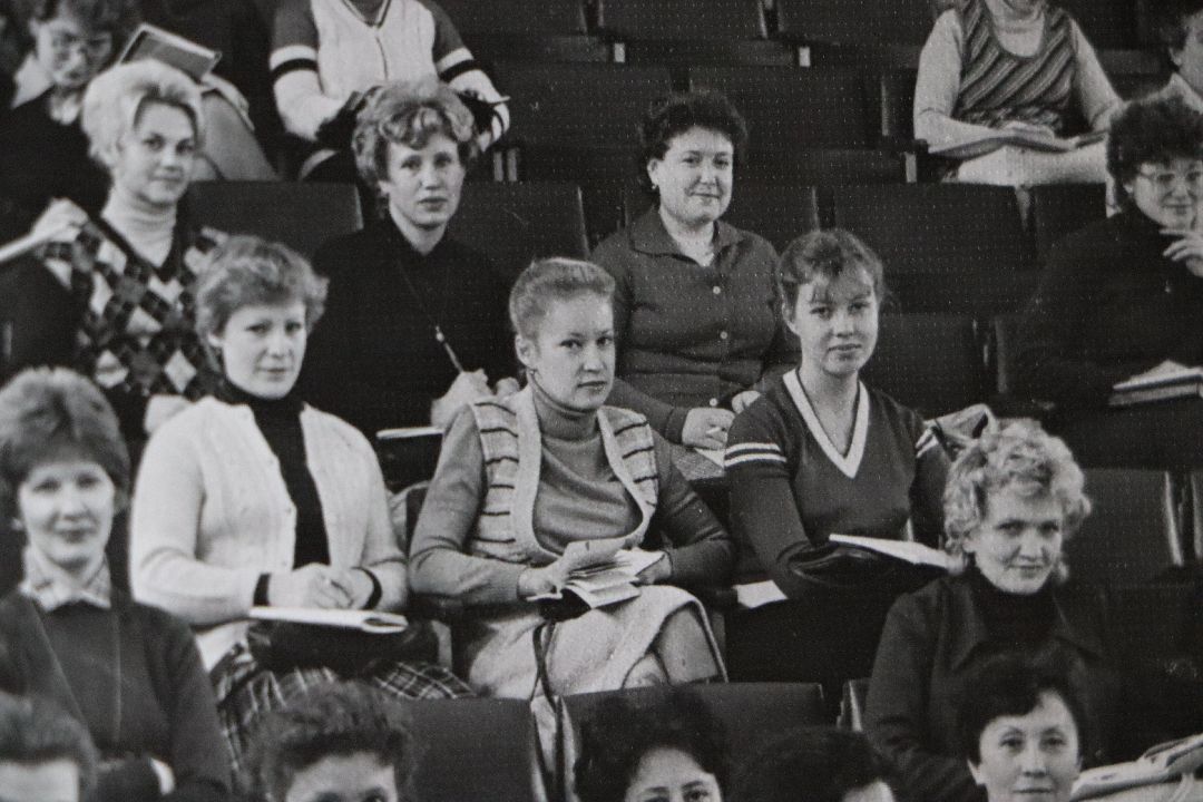 Серебряные Пруды, библиотека, образование