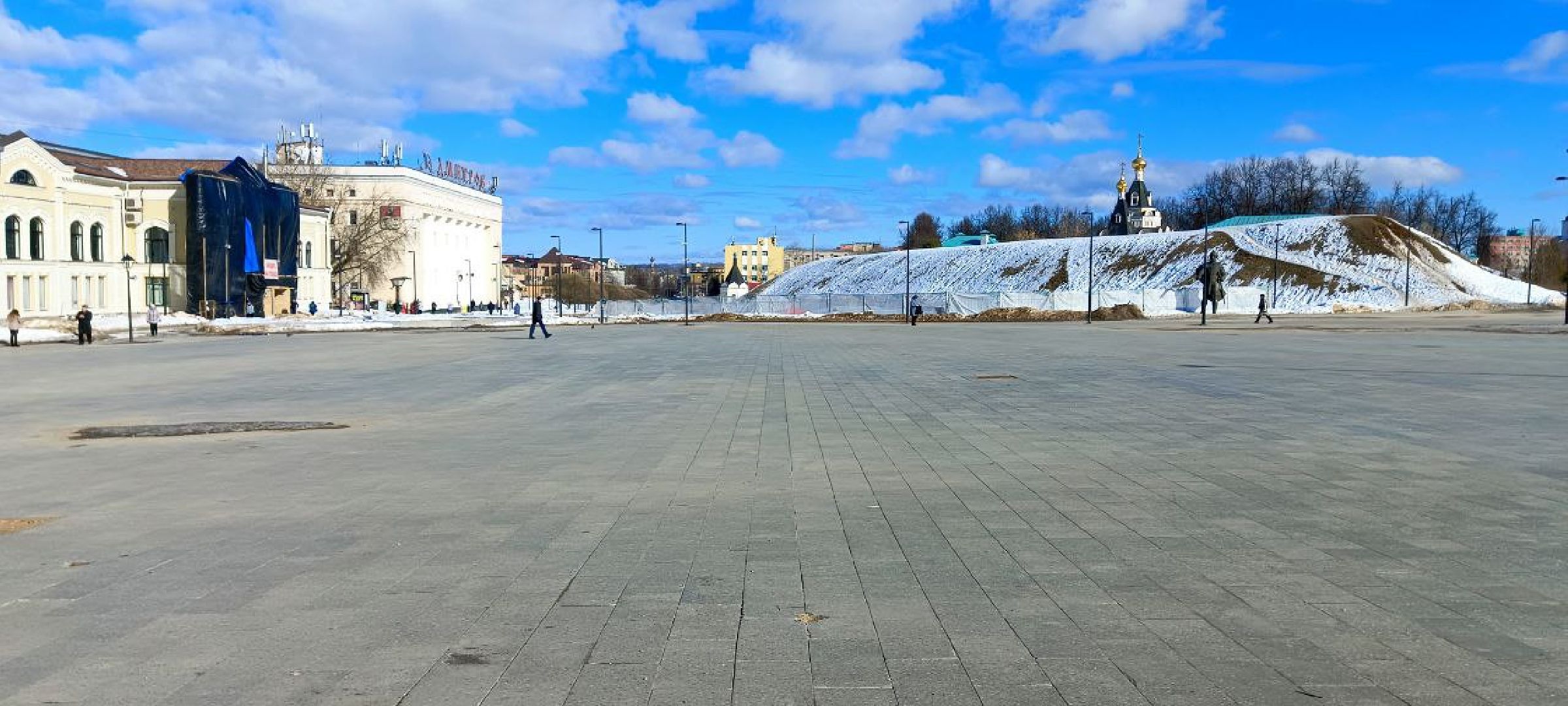 Дмитров, Советская площадь, Минблаго,