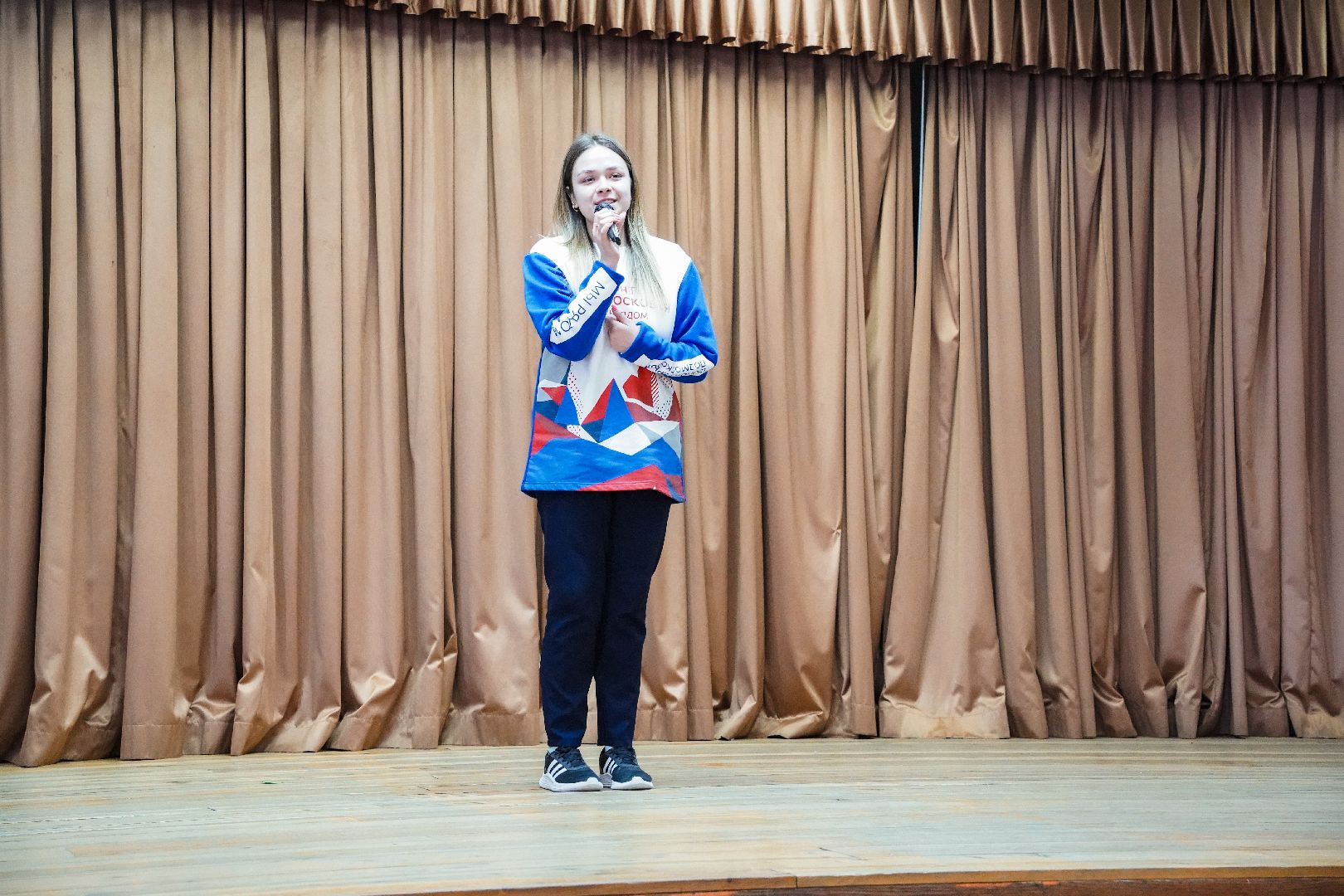 Рошаль, глава округа, Большая Шатура, вручение паспортов, паспорта РФ, граждане РФ, Рошальский лицей,