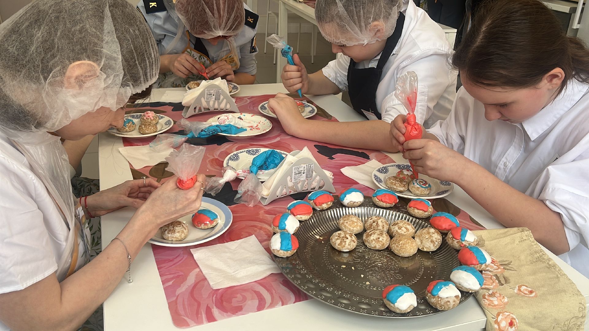 неделя добрых дел, школа 12, школьники,