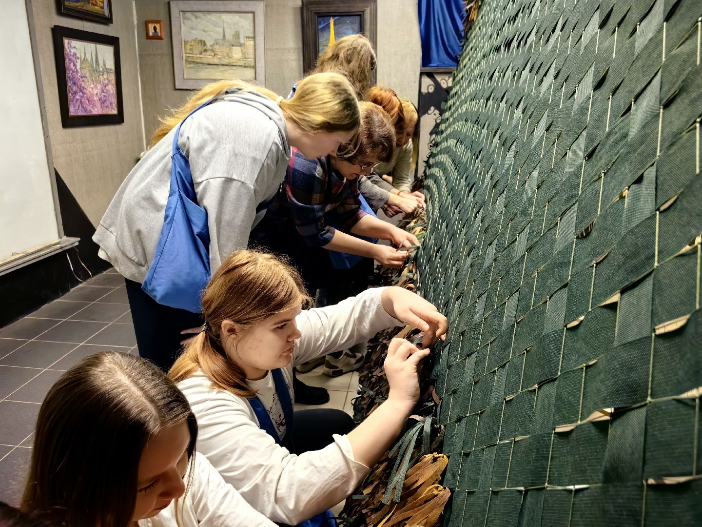 неделя добрых дел, маскировочные сети, школьники, благотворительая акция,