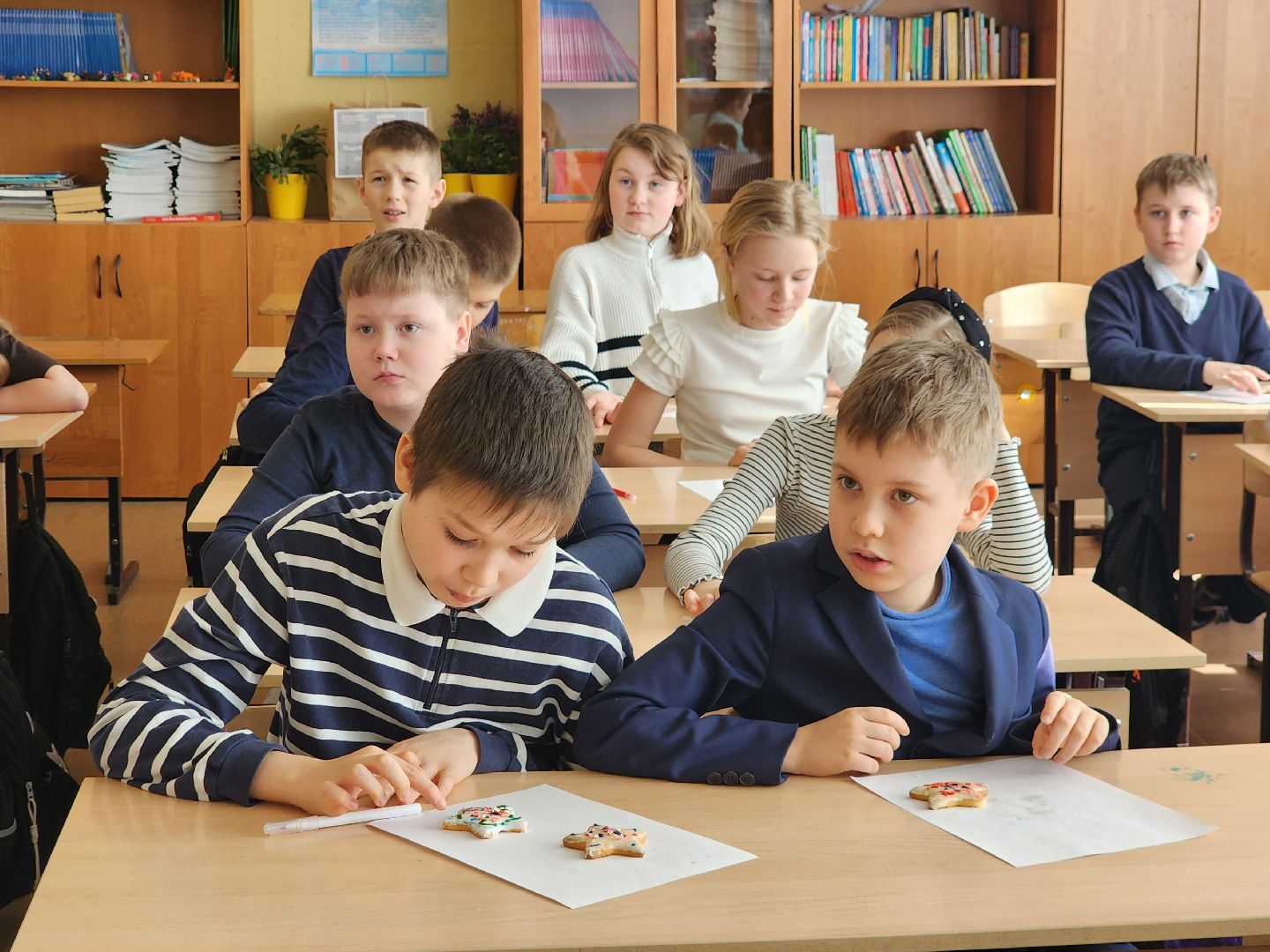 пушкино, акции, сво, пряники для бойцов, гимназия,