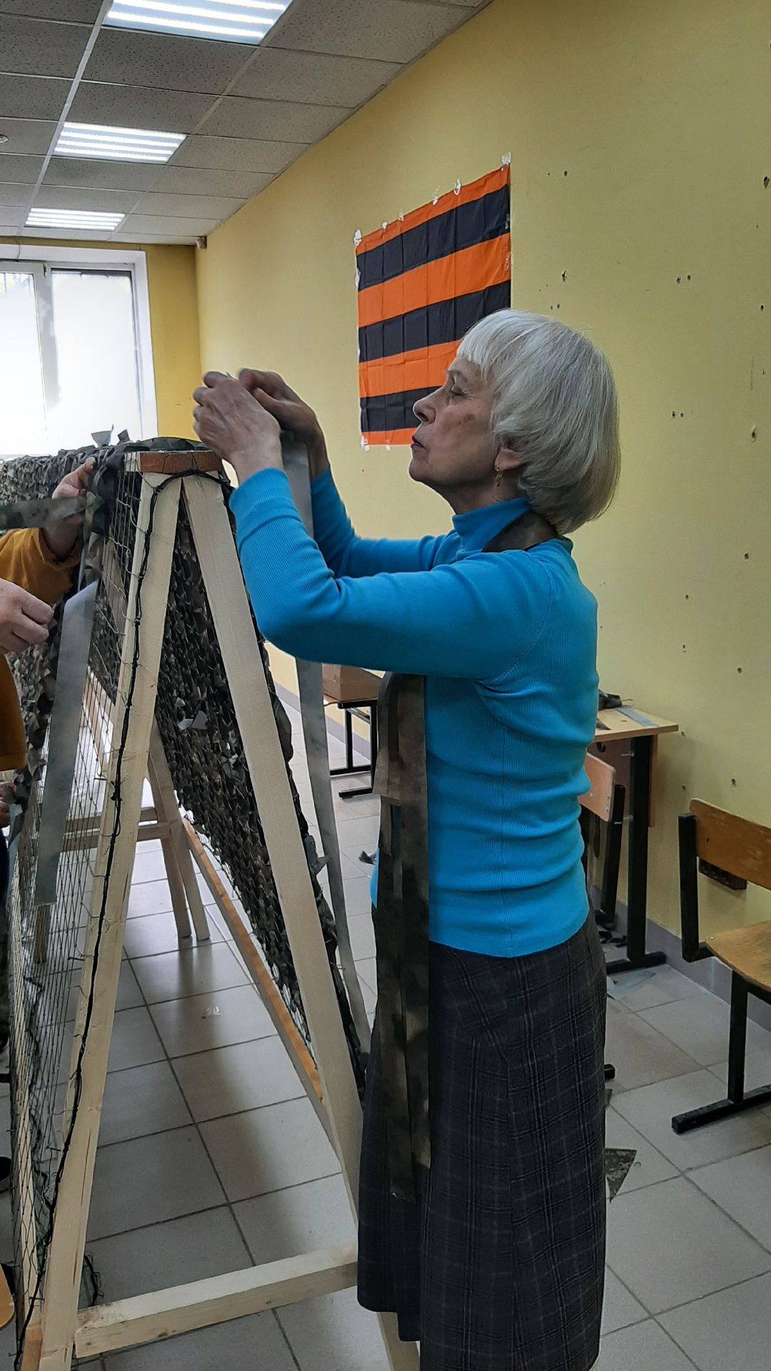 волонтеры, помощь людям,