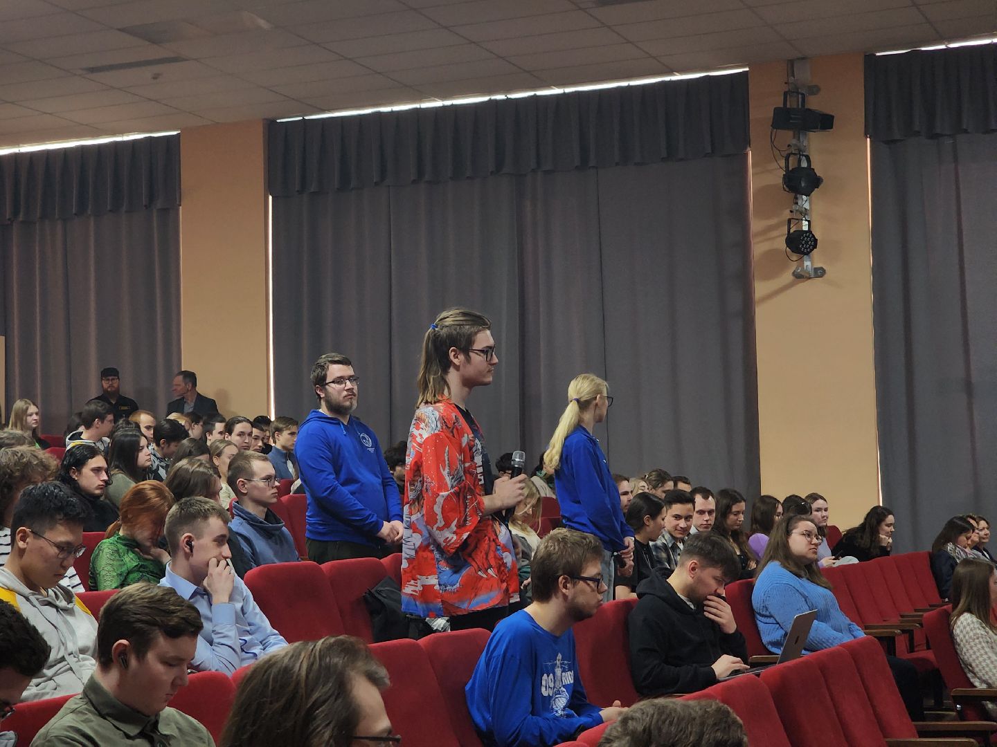 Дубна, университет дубна, Встреча главы, Студенты,