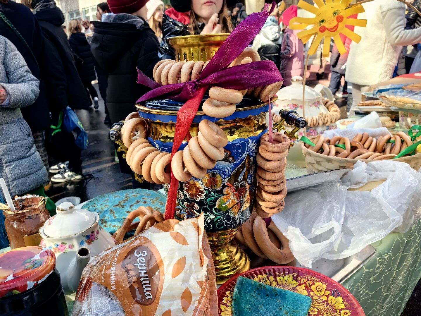 масленица, блины, праздник, костюмы,