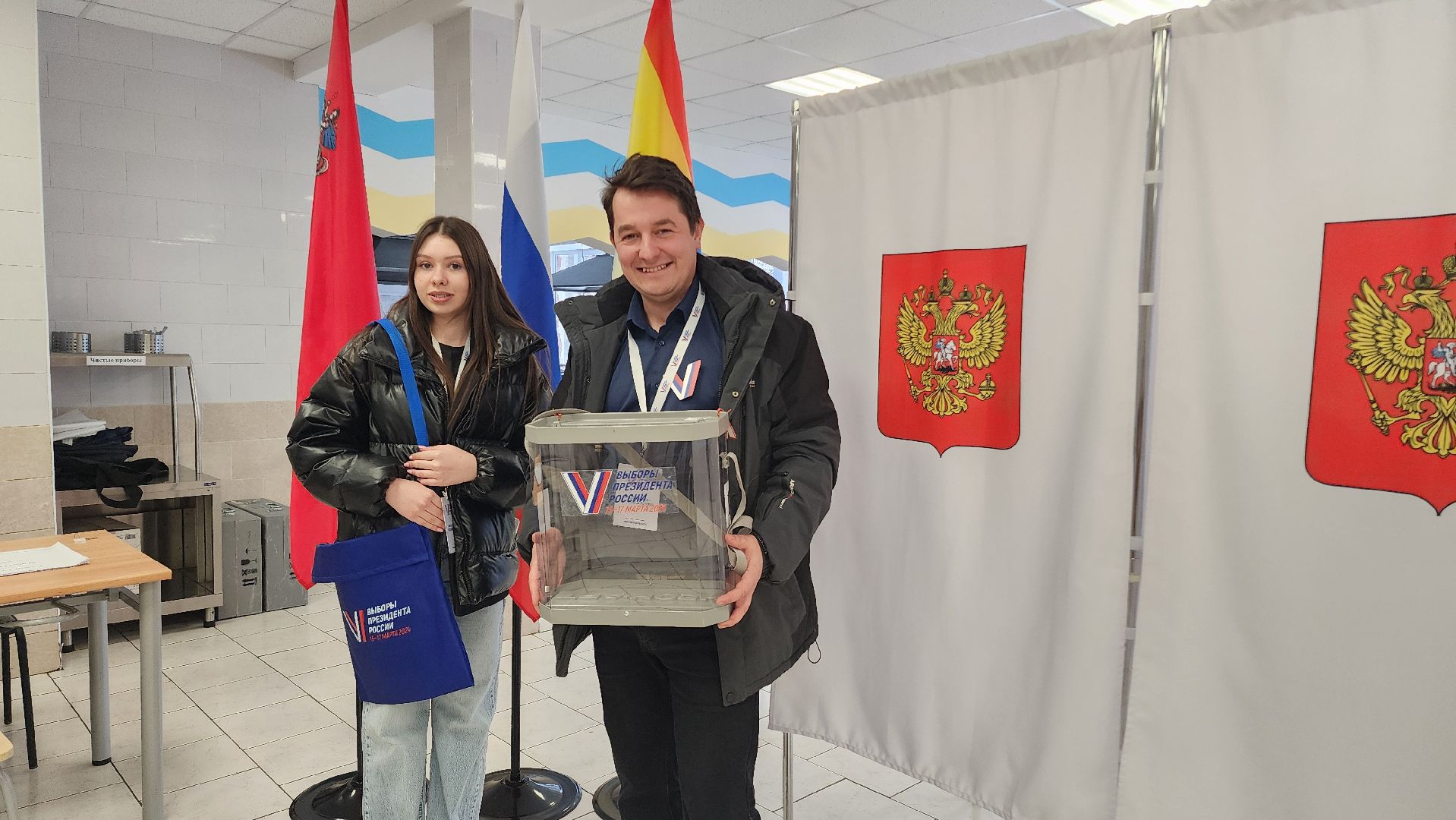 выборы 2024, выборы президента, выборы президента 2024, выборы президента россии, ЦИК, УИК, Председатель УИК, Домодедово, Сош 7, Прдмосковье, ДЭГ, Голосование на дому,