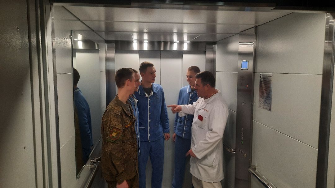 Наро-Фоминск, губернатор, лифты, военный госпиталь, глава Наро-Фоминска, военнослужащий, СВО, реабилитация