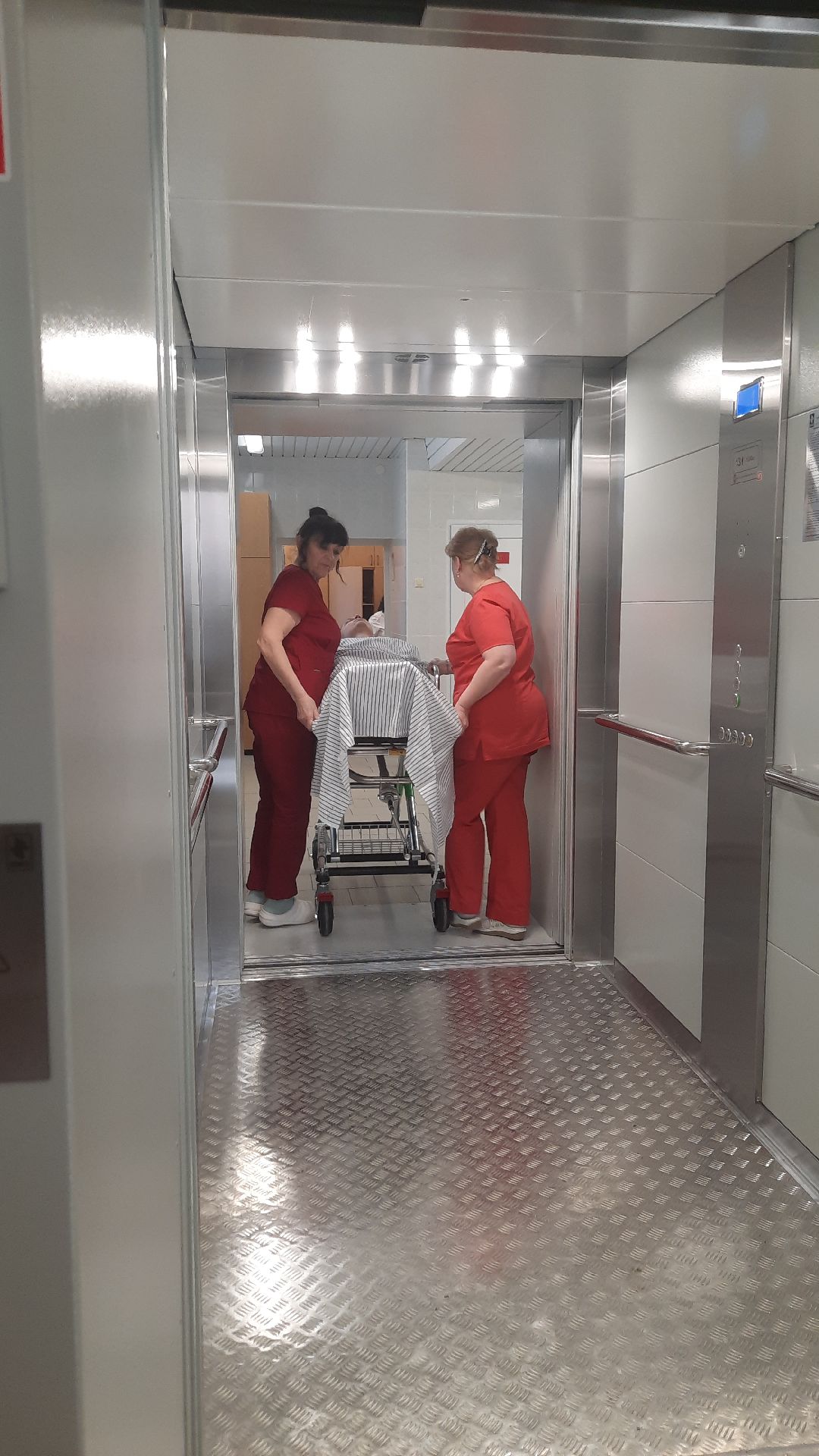 Наро-Фоминск, губернатор, лифты, военный госпиталь, глава Наро-Фоминска, военнослужащий, СВО, реабилитация