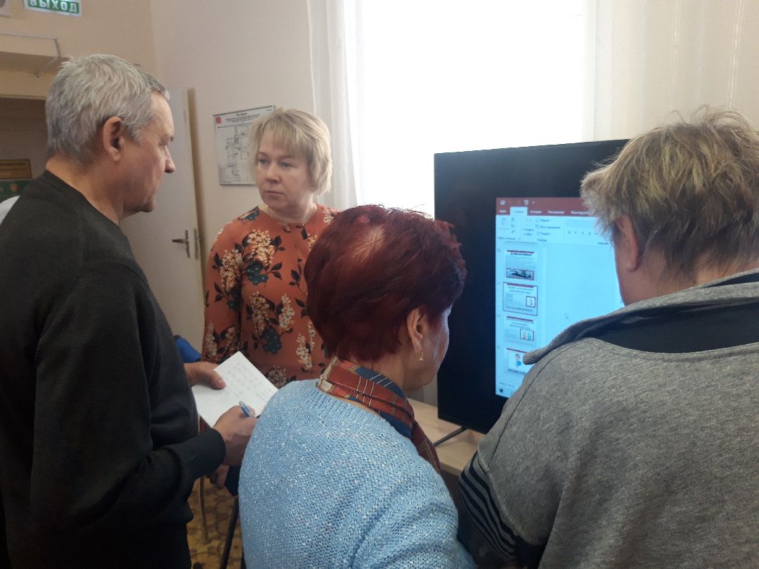 пенсионеры, доброе дело,