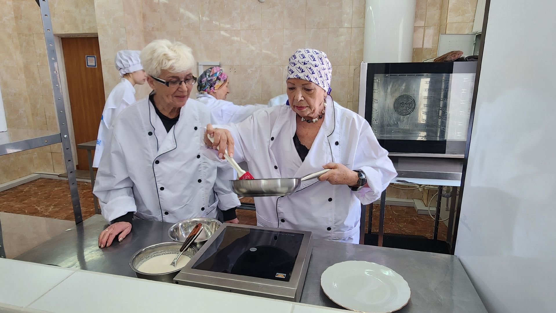 Солнечногорск, Активное долголетие, Колледж Подмосковье, Ложки, помощь бойцам СВО,