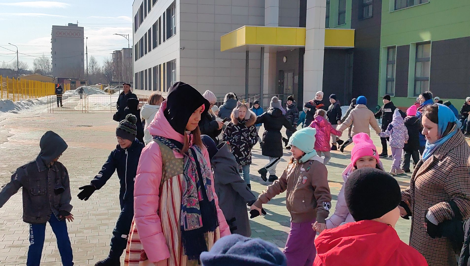 масленица, блины, игры, хоровод, школьники, проводы зимы,