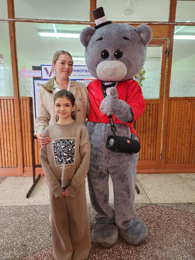 серпухов, подмосковье, выборы 2024, медведь на выборах,