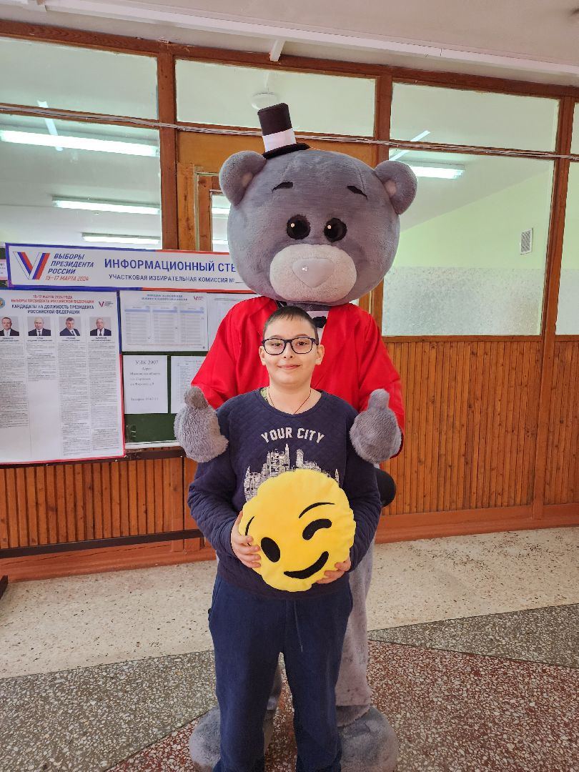 серпухов, подмосковье, выборы 2024, медведь на выборах,