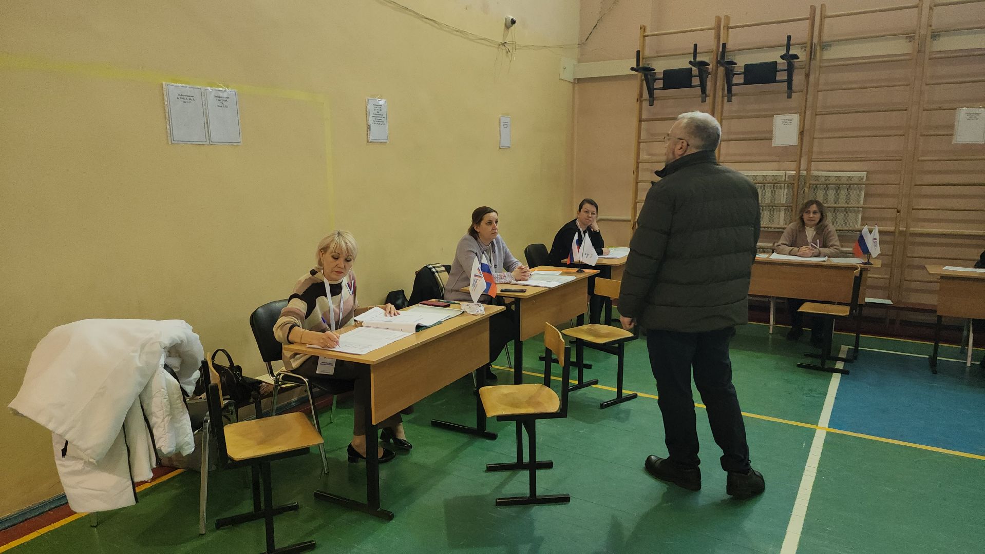 серпухов, УИК, выборы президента 2024, гимназия №1, большой ударный переулок,