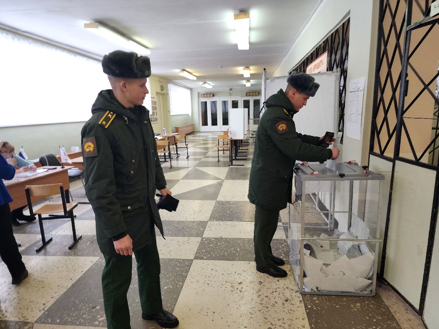 серпухов, УИК, выборы президента 2024, гимназия №1, большой ударный переулок,