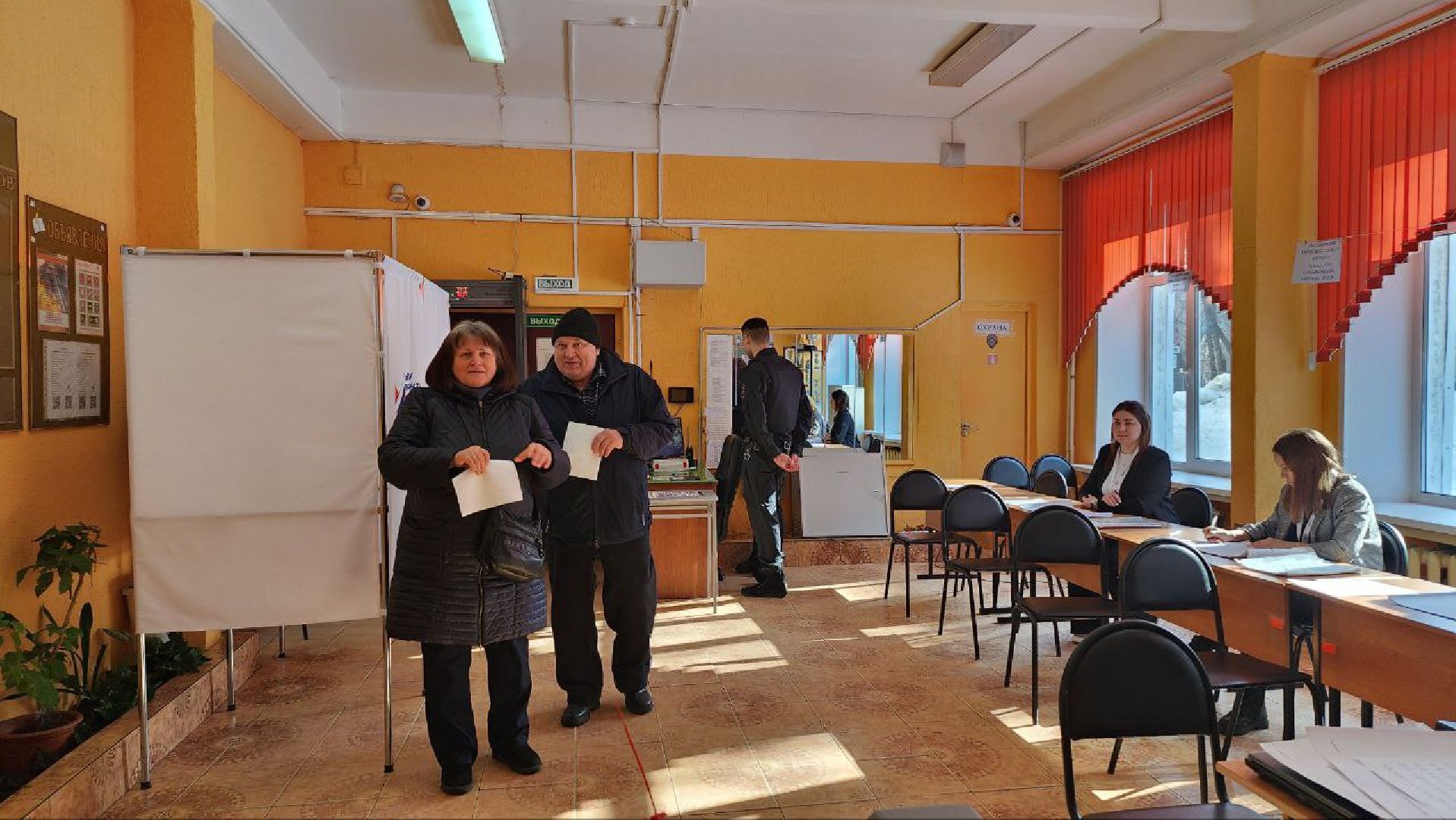 выборы, избирательные участки, глава городского округа люберцы владимир волков,