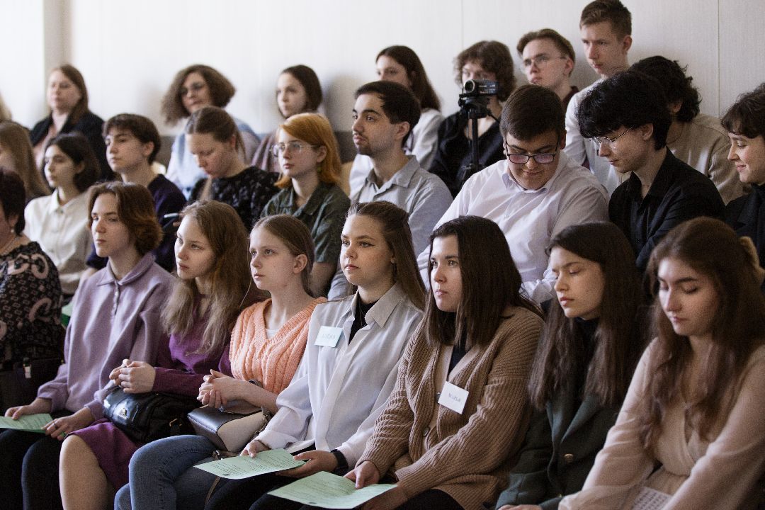 знаменитости, школы,