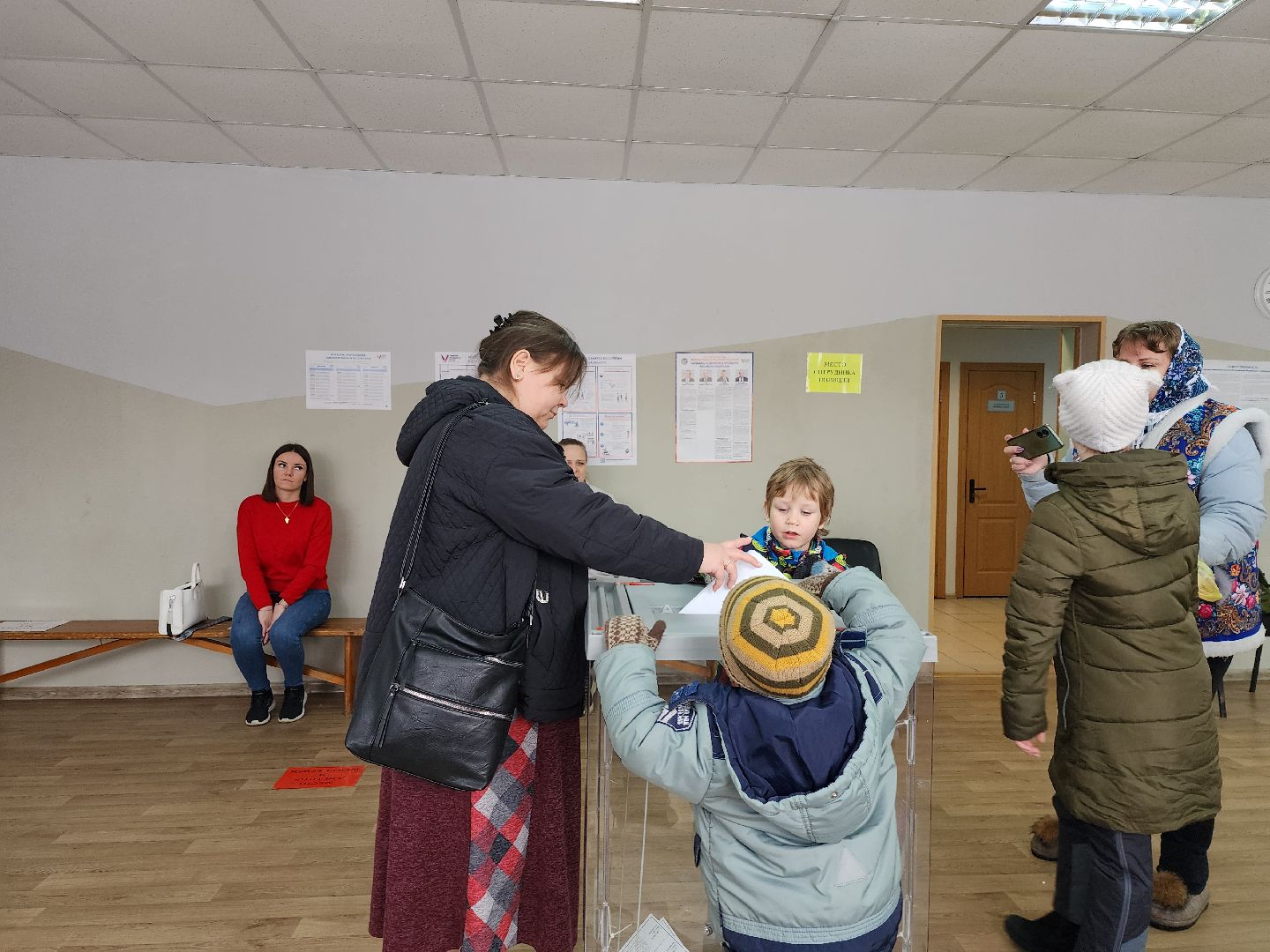 выборы Президента, голосование, избирательный участок, Большое Буньково, Богородский городской округ,