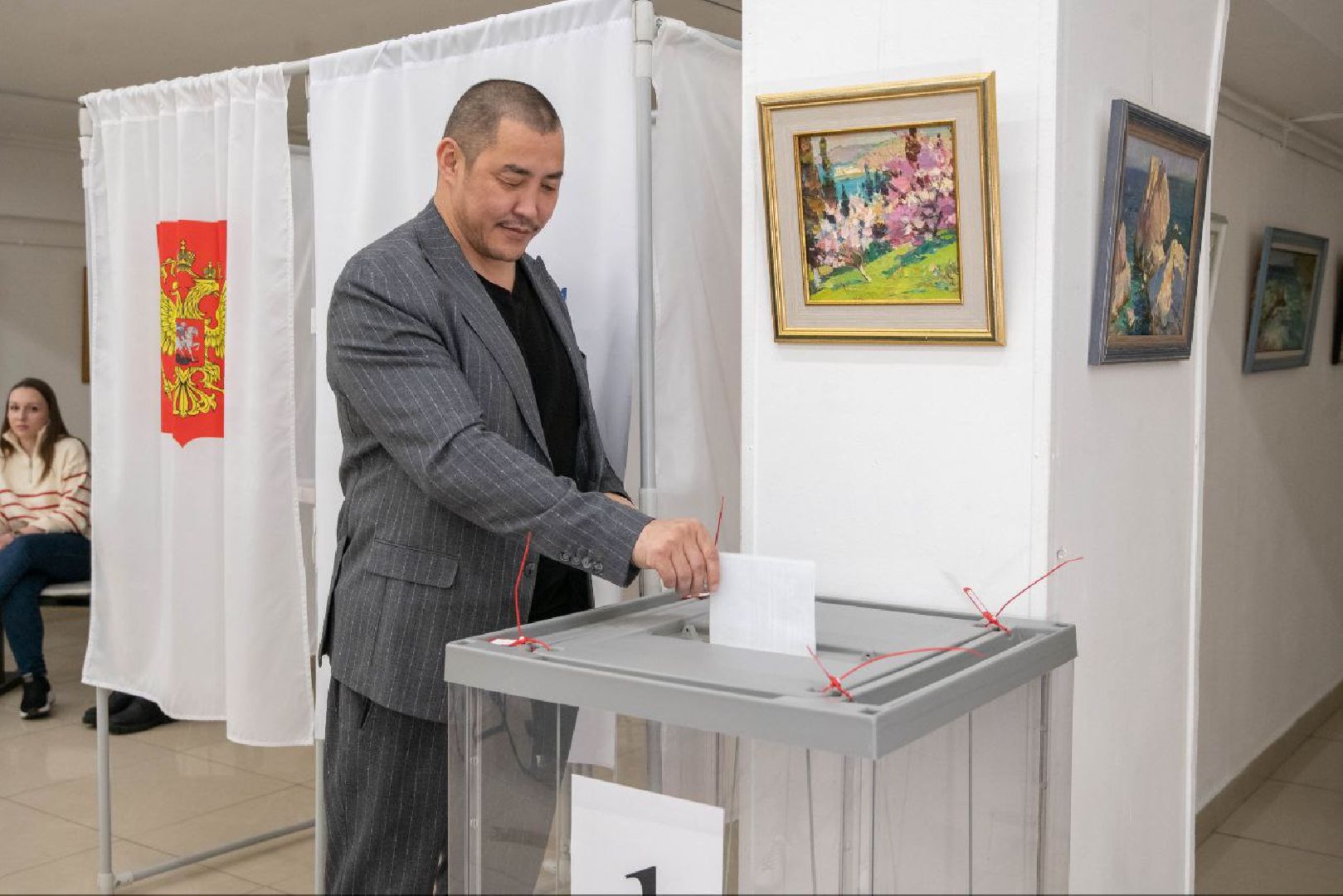 Реутов, выборы, УИК, голосование, Президент, Амаду Мамадаков, актеры,