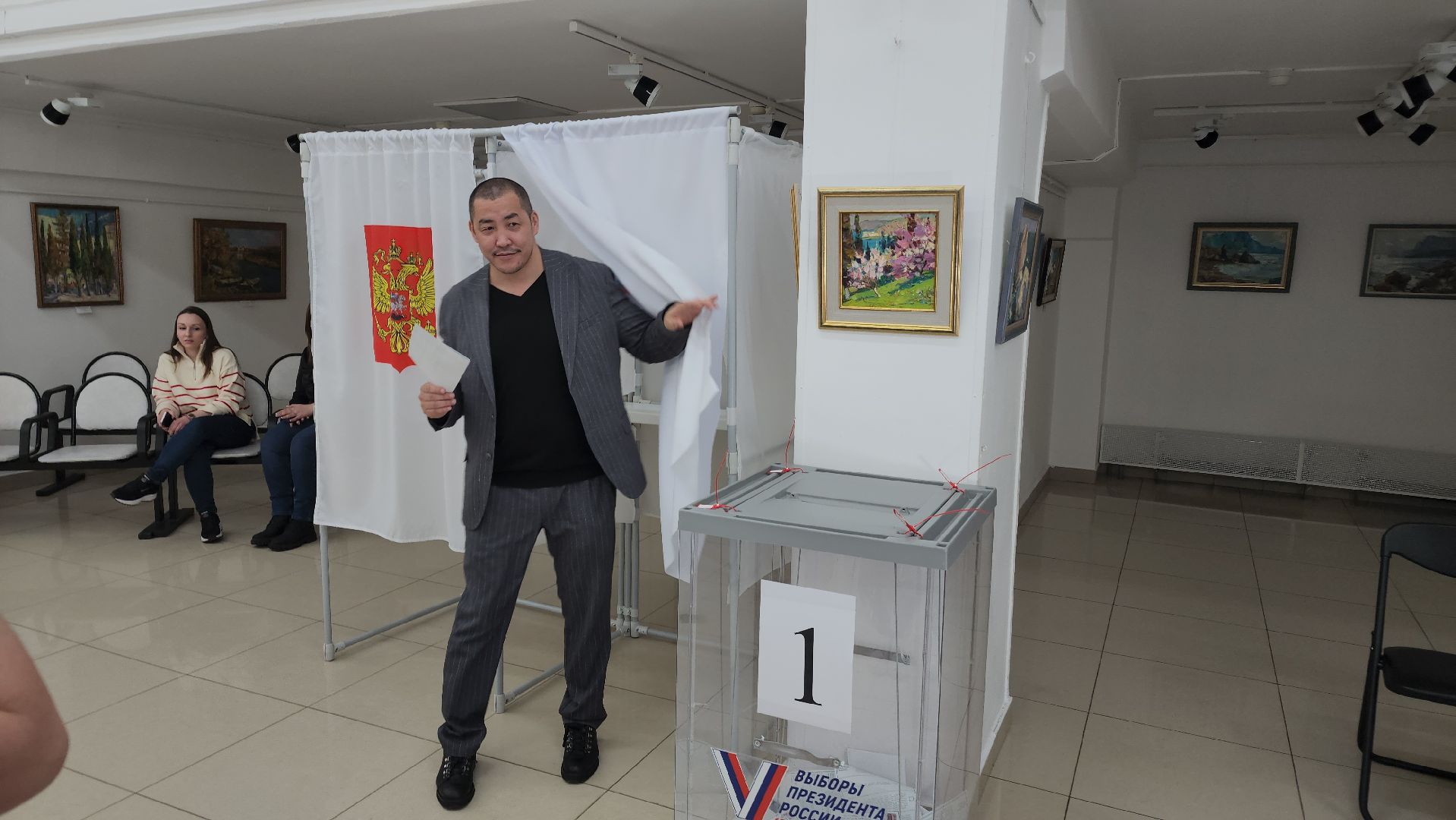 Реутов, выборы, УИК, голосование, Президент, Амаду Мамадаков, актеры,