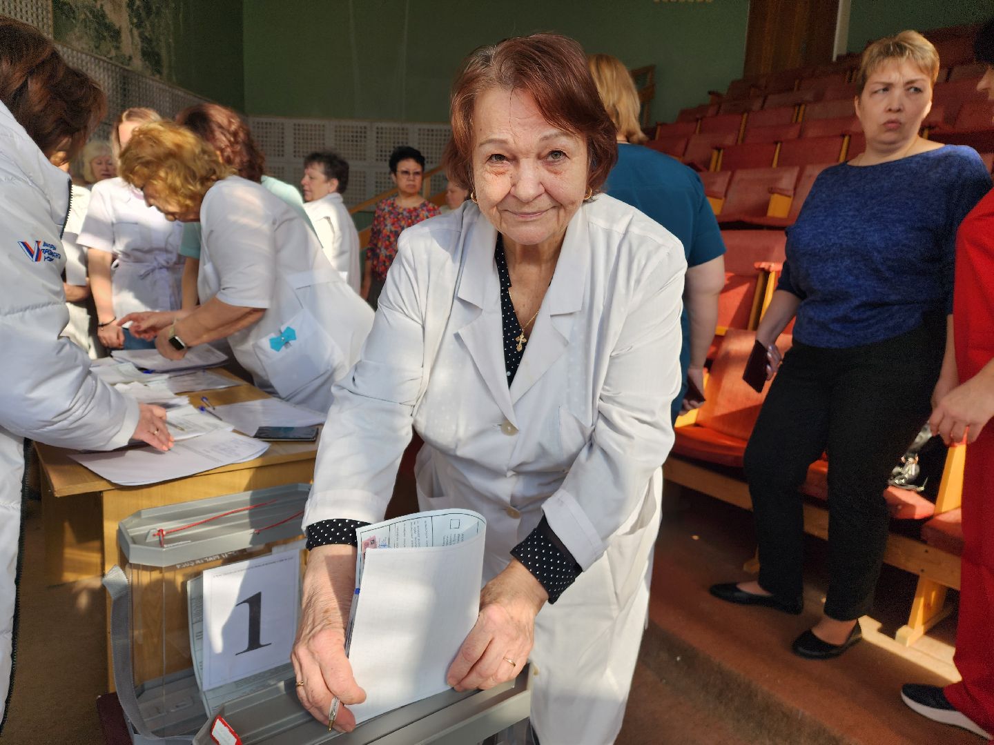 красноармейск, г.о. пушкинский, выборы президента рф, медики голосуют,