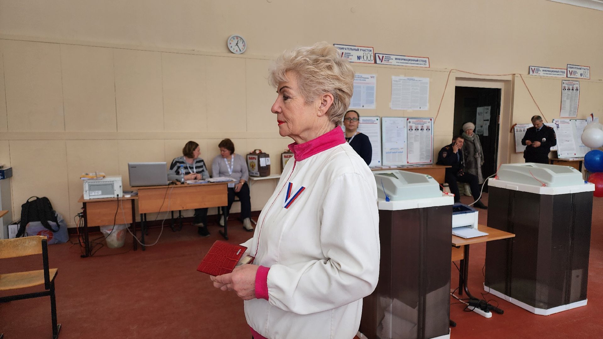 кашира, спортклуб кашира, активное долголетие, Татьяна Борзых, выборы президента, голосование 2024, скандинавская ходьба,